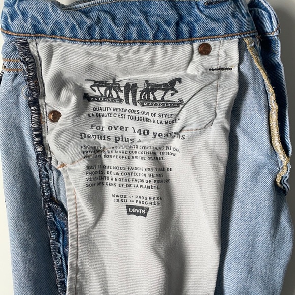Levi’s 511 Light Wash Blue Jeans Size 32 - Picture 7 of 7